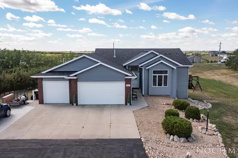 3601 Foxhaven Loop, Bismarck, ND 58503 photo 55