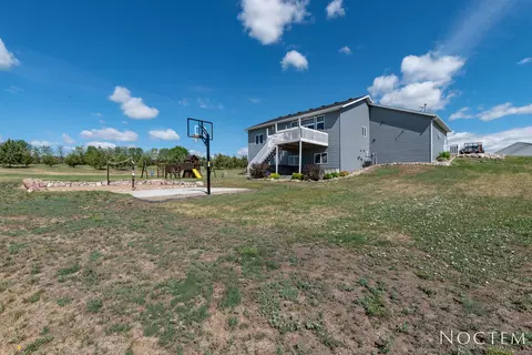 3601 Foxhaven Loop, Bismarck, ND 58503 photo 37