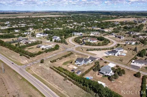 3601 Foxhaven Loop, Bismarck, ND 58503 photo 50