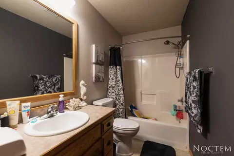 3601 Foxhaven Loop, Bismarck, ND 58503 photo 18