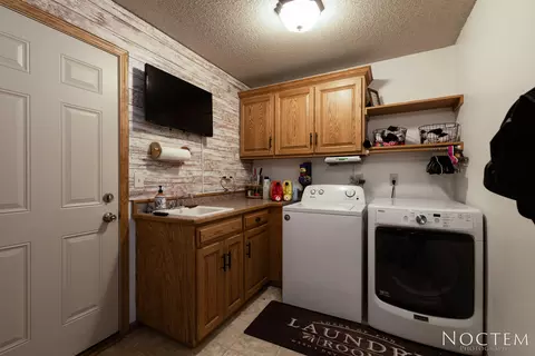 3601 Foxhaven Loop, Bismarck, ND 58503 photo 16