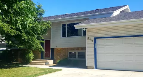 612 E Wachter Ave, Bismarck, ND 58504 photo 1