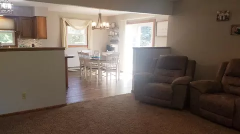 612 E Wachter Ave, Bismarck, ND 58504 photo 13