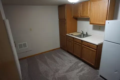 911 Curtis St, Bismarck, ND 58501 photo 26