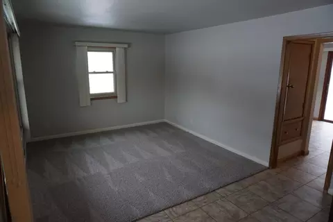 911 Curtis St, Bismarck, ND 58501 photo 6