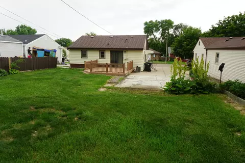 911 Curtis St, Bismarck, ND 58501 photo 5