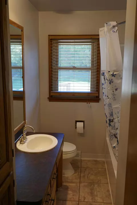 911 Curtis St, Bismarck, ND 58501 photo 14