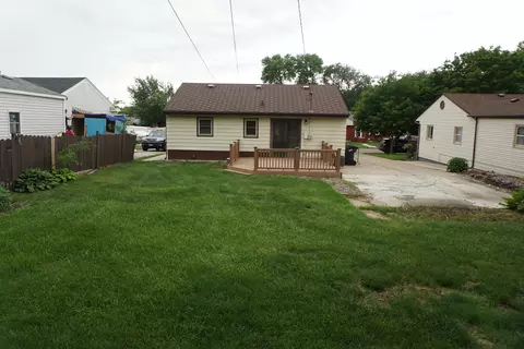 911 Curtis St, Bismarck, ND 58501 photo 4