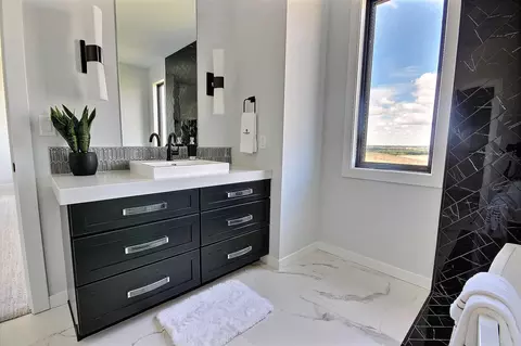 4106 Cogburn Rd, Bismarck, ND 58503 photo 36