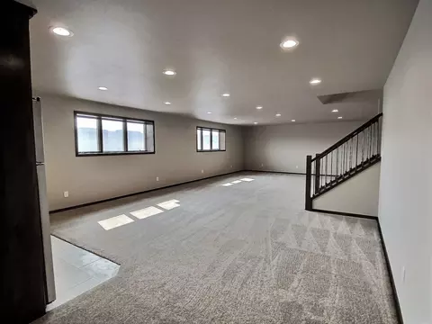 500 Flint Dr, Bismarck, ND 58503 photo 29
