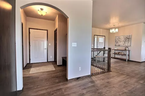 500 Flint Dr, Bismarck, ND 58503 photo 14