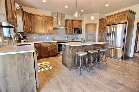 500 Flint Dr, Bismarck, ND 58503 photo 8