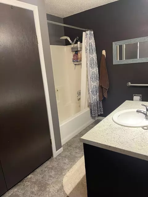 18 Santee Rd, Lincoln, ND 58504 photo 8