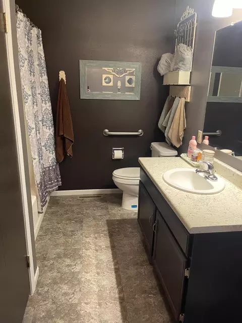 18 Santee Rd, Lincoln, ND 58504 photo 9