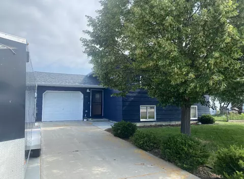 103 Sturgis Loop, Lincoln, ND 58504 photo 2