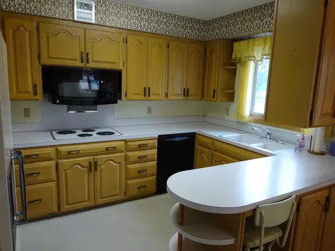 728 Custer Dr NW, Mandan, ND 58554 photo 7