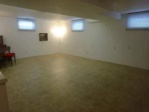 728 Custer Dr NW, Mandan, ND 58554 photo 15