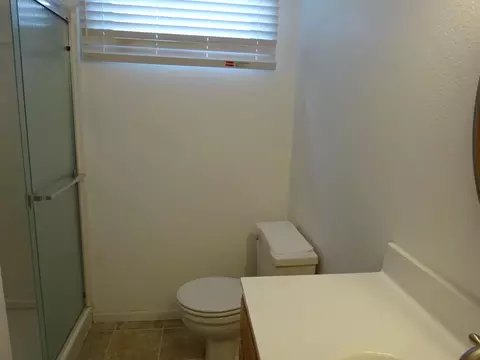 728 Custer Dr NW, Mandan, ND 58554 photo 21