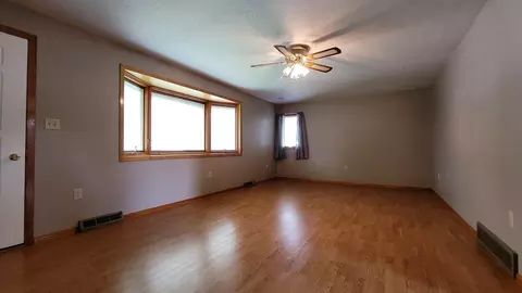 607 Main St, Stanton, ND 58571 photo 8