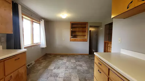 607 Main St, Stanton, ND 58571 photo 7