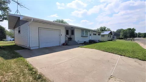 607 Main St, Stanton, ND 58571 photo 41
