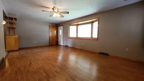 607 Main St, Stanton, ND 58571 photo 9
