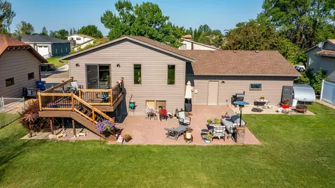 1900 6th Ave NE, Beulah, ND 58523 photo 42