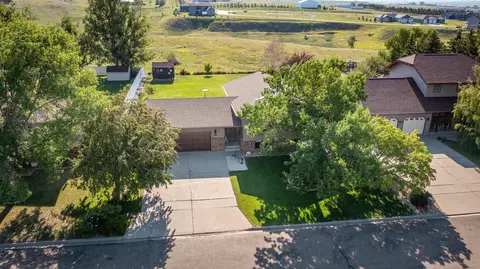 1900 6th Ave NE, Beulah, ND 58523 photo 45