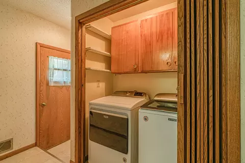 804 Midway Dr, Bismarck, ND 58501 photo 22