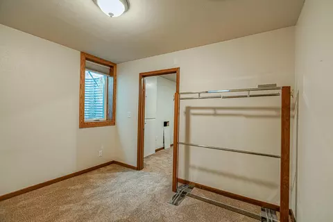 804 Midway Dr, Bismarck, ND 58501 photo 48