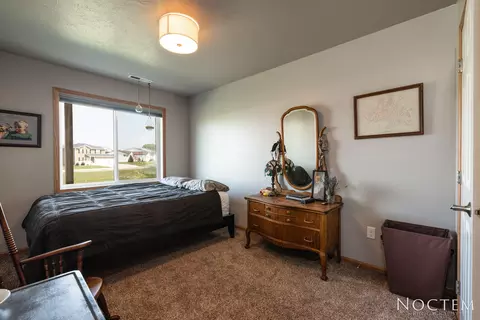 3707 Calgary Ct NE, Bismarck, ND 58503 photo 32