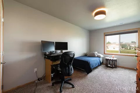 3707 Calgary Ct NE, Bismarck, ND 58503 photo 31