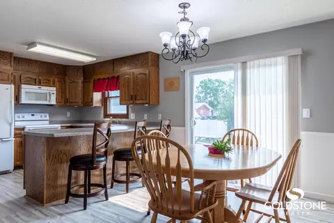 1237 Columbia Dr, Bismarck, ND 58504 photo 8