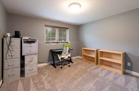 401 Juniper Dr, Bismarck, ND 58503 photo 22