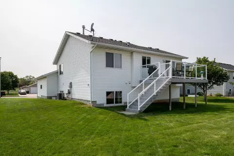 2706 8th Ave SE, Mandan, ND 58554 photo 18