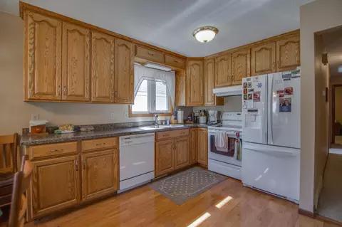 1817 Heritage Ave, Bismarck, ND 58501 photo 5