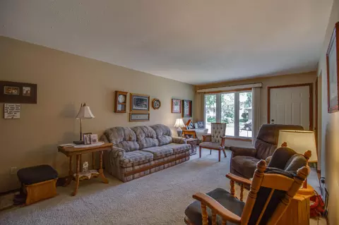1817 Heritage Ave, Bismarck, ND 58501 photo 9