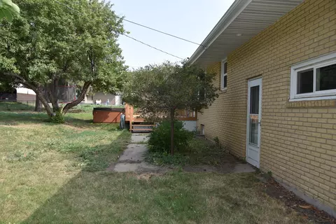 416 26th St N, Bismarck, ND 58501 photo 45