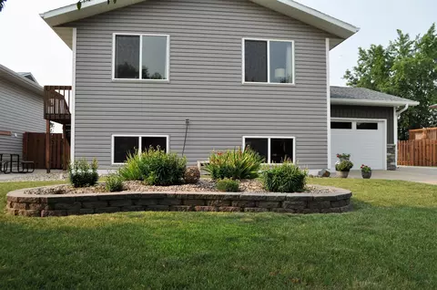97 Custer Dr, Lincoln, ND 58504 photo 42