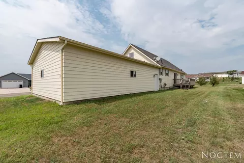 3279 Bethany Loop, Bismarck, ND 58503 photo 30