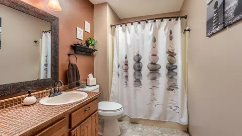 750 Aster Ln, Bismarck, ND 58501 photo 18