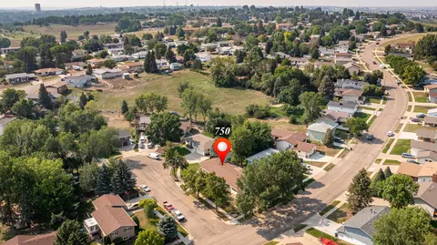 750 Aster Ln, Bismarck, ND 58501 photo 33