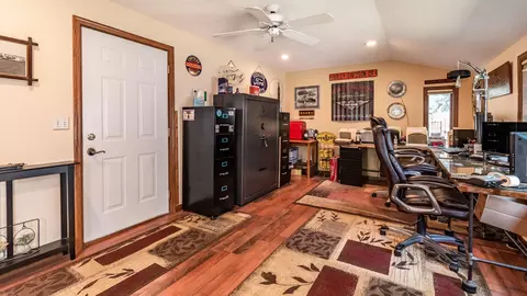 750 Aster Ln, Bismarck, ND 58501 photo 11