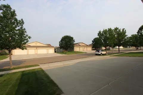 1995 Mesquite Loop, Bismarck, ND 58503 photo 55