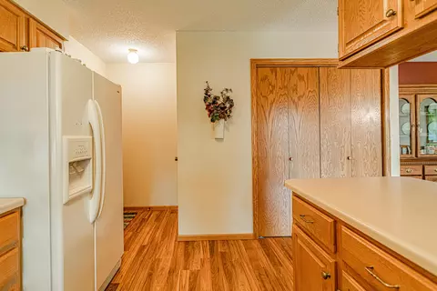 1976 Capitol Ave, Bismarck, ND 58501 photo 10