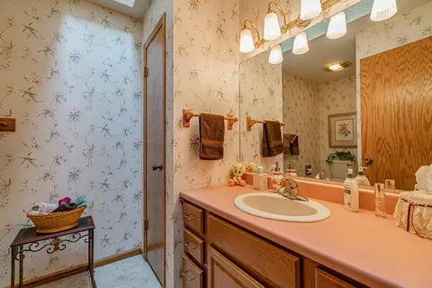 1976 Capitol Ave, Bismarck, ND 58501 photo 16