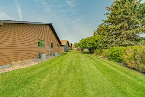 1976 Capitol Ave, Bismarck, ND 58501 photo 47