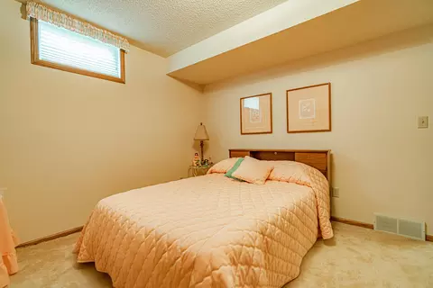 1976 Capitol Ave, Bismarck, ND 58501 photo 35
