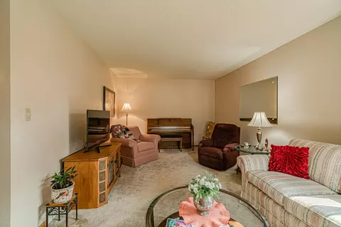 1976 Capitol Ave, Bismarck, ND 58501 photo 14