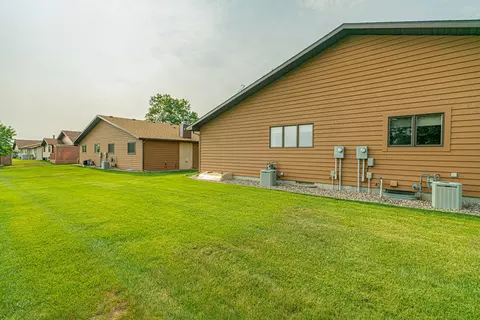 1976 Capitol Ave, Bismarck, ND 58501 photo 48